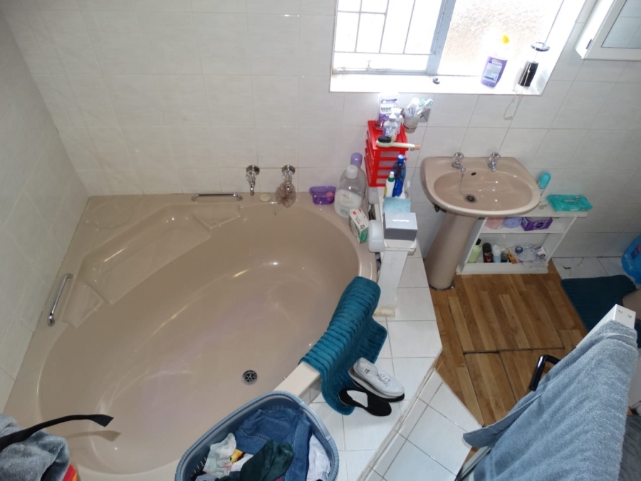 3 Bedroom Property for Sale in Geelhoutpark North West